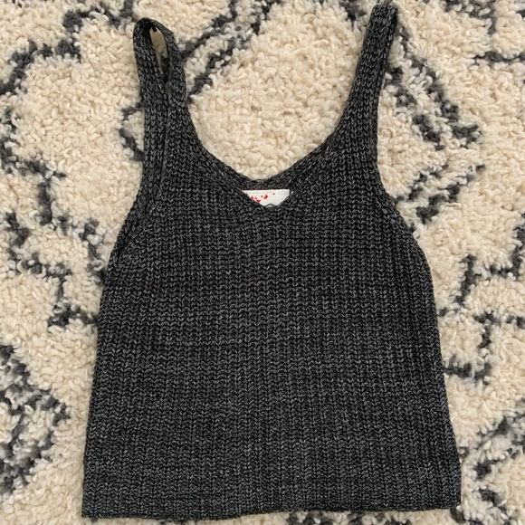 Crochet cropped tank - Picture 1 of 1